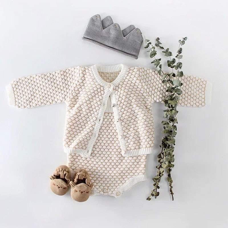 Beautiful knitted Set 2 PCS
